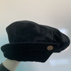 Women’s Black Suede Hat